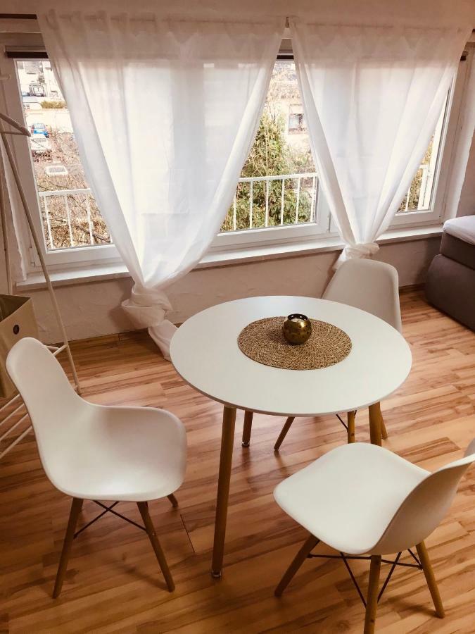 Studio Apartment in direkter Nähe zur Uniklinik Homburg Homburg  Exterior foto